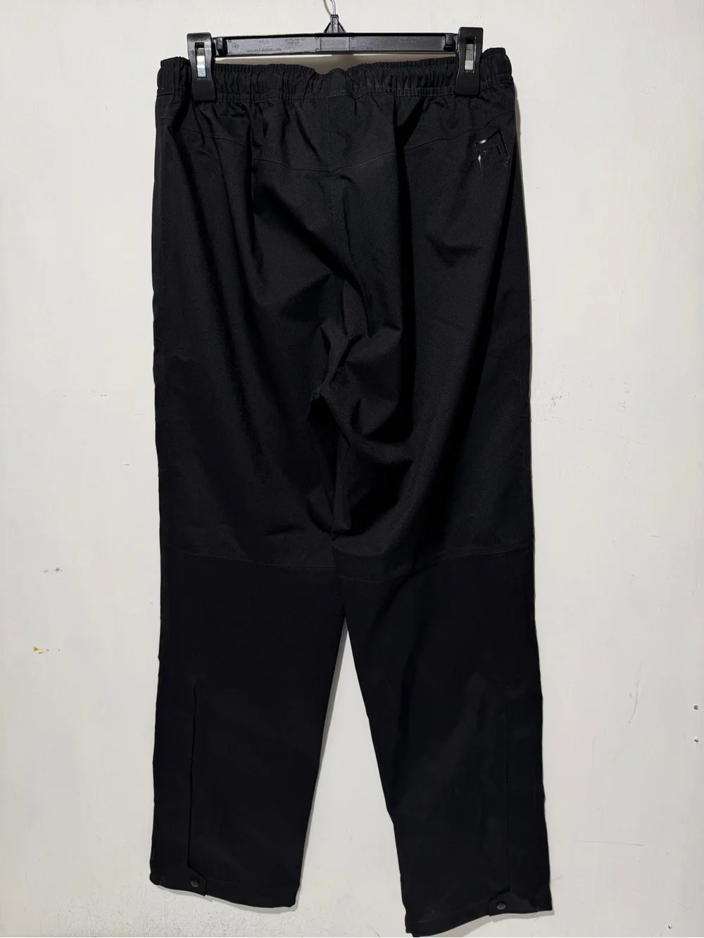 REI Elements Men's Black Waterproof Rain Pants Medium 32L E1 Windproof